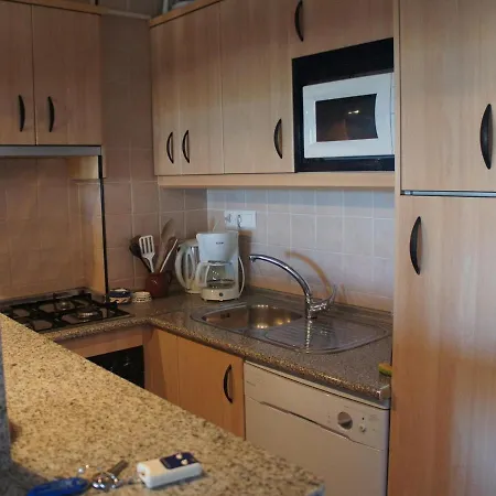Apartamento Denia, 3 Dormitorios, 6 Personas - Es-262-30 *