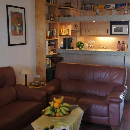 Apartamento Denia, 3 Dormitorios, 6 Personas - Es-262-30 * Denia