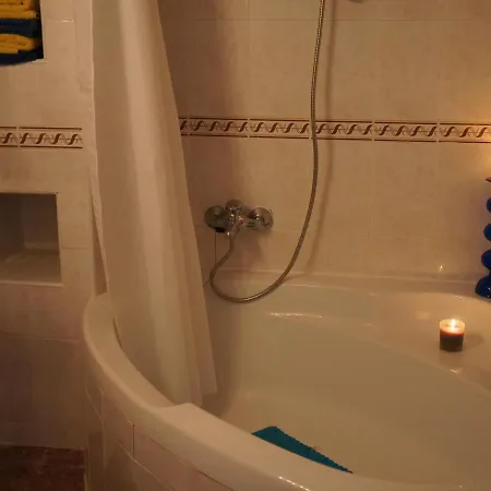 Apartamento Denia, 3 Dormitorios, 6 Personas - Es-262-30 * Denia
